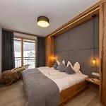 Bachgut - Am Berg Aparthotel