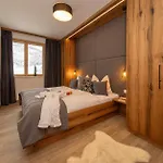 Bachgut - Am Berg Aparthotel Saalbach-Hinterglemm