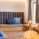 Bachgut - Am Berg Aparthotel 4*