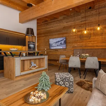 Bachgut - Am Berg ザールバッハ・ヒンターグレム