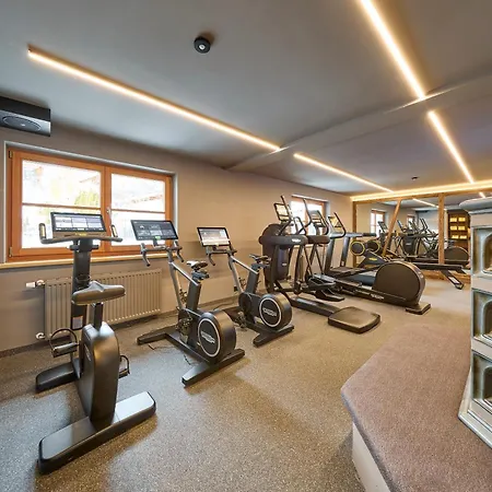 Bachgut - Am Berg Aparthotel 4*