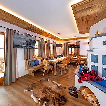 Bachgut - Am Berg Aparthotel Saalbach-Hinterglemm