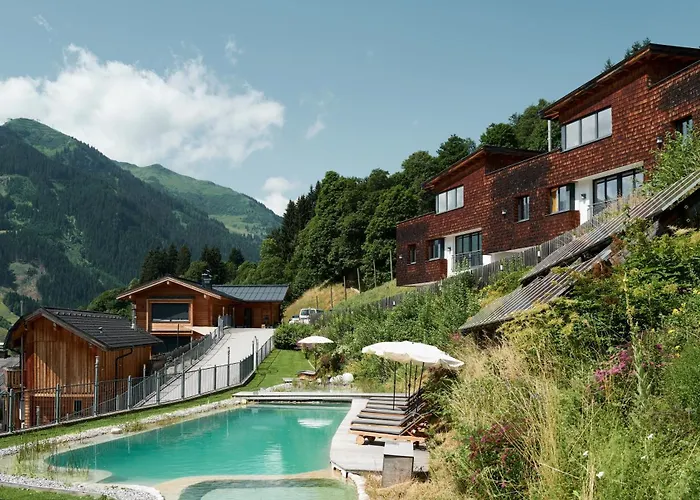 Aparthotel Bachgut - Am Berg 4*